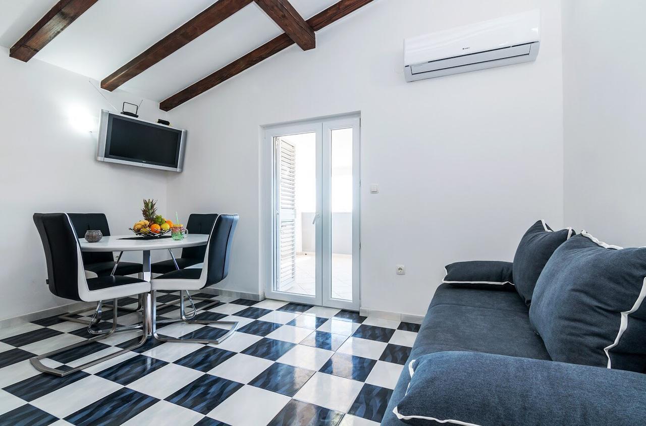Apartment Tony With Private Pool Sukosan Luaran gambar
